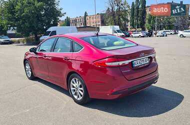 Седан Ford Fusion 2017 в 