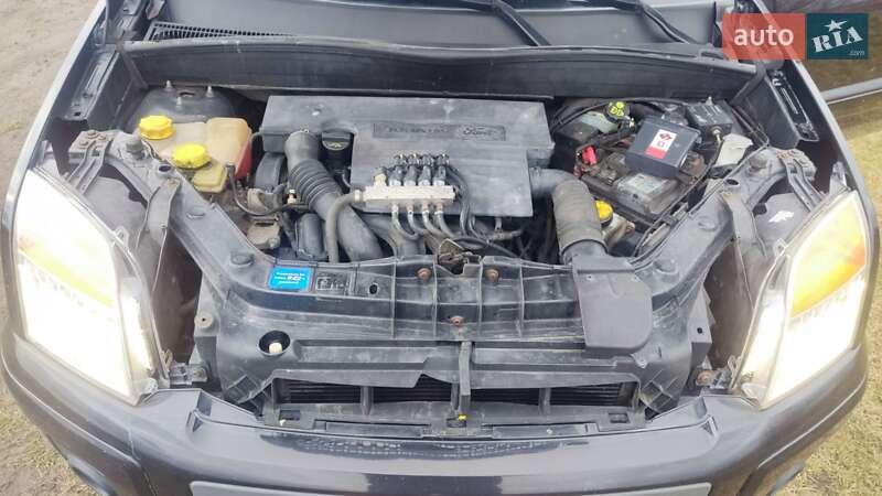 Хэтчбек Ford Fusion 2009 в Дубно фото 7 Хэтчбек Ford Fusion 2009 в Дубно