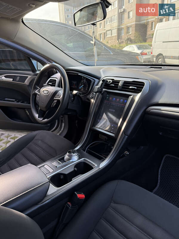 Седан Ford Fusion 2017 в Києві