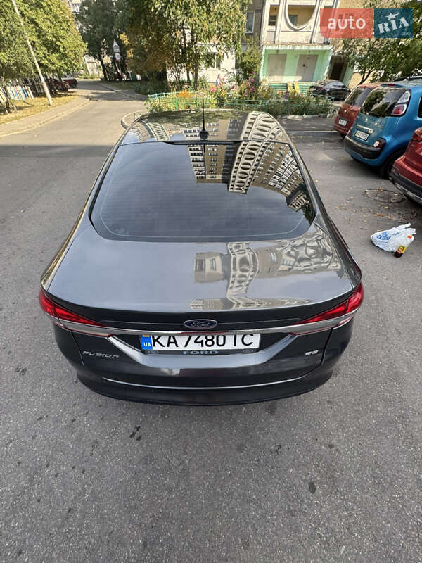 Седан Ford Fusion 2016 в Киеве