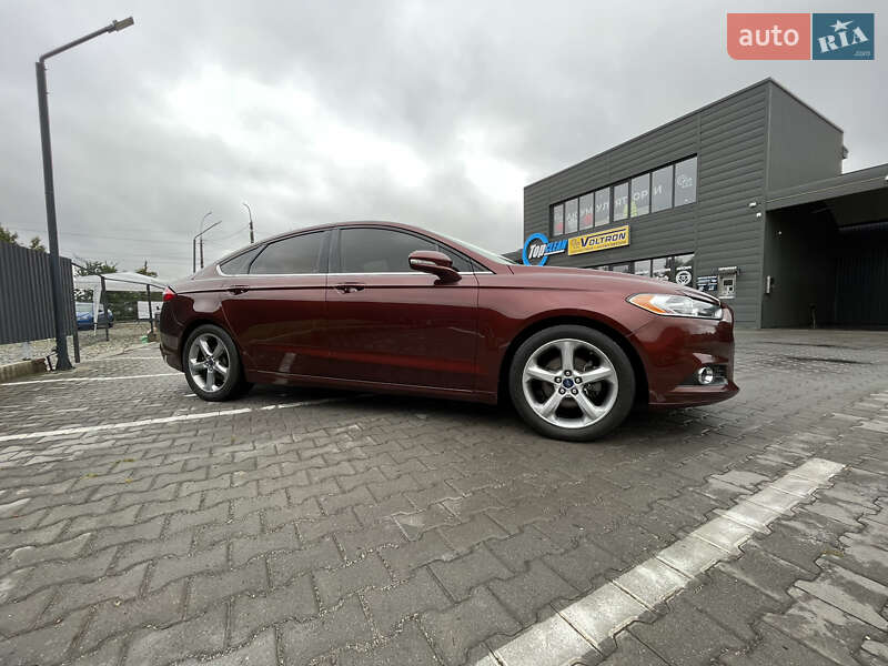 Седан Ford Fusion 2015 в Хмельницькому
