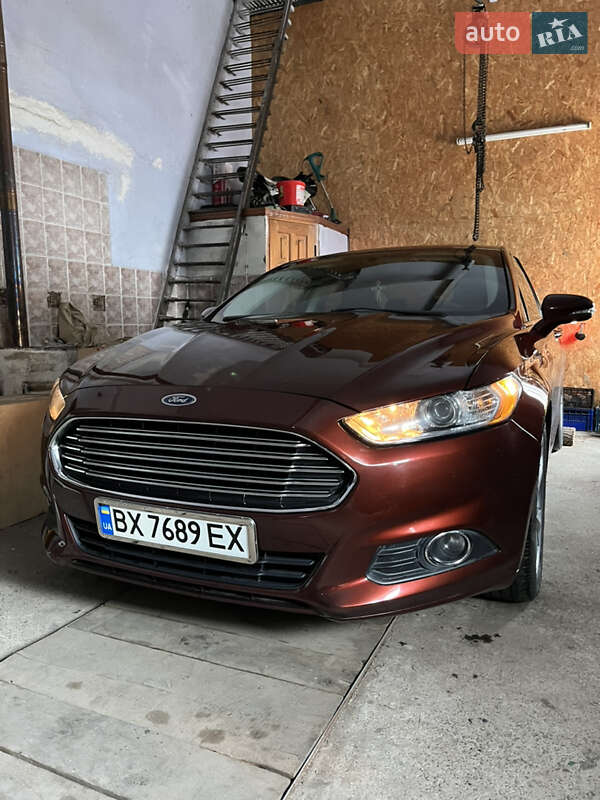 Седан Ford Fusion 2015 в Хмельницькому