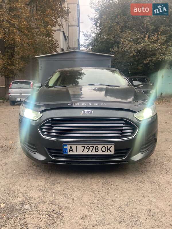 Ford Fusion 2015