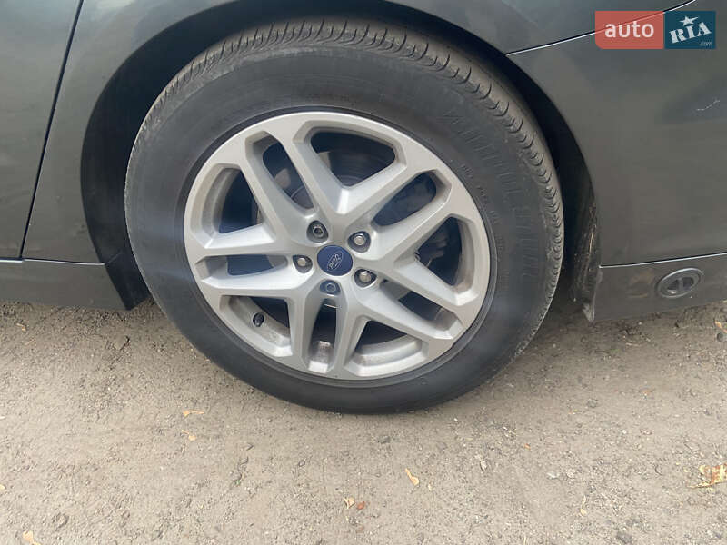 Седан Ford Fusion 2015 в Броварах