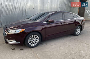 Седан Ford Fusion 2016 в Снигиревке