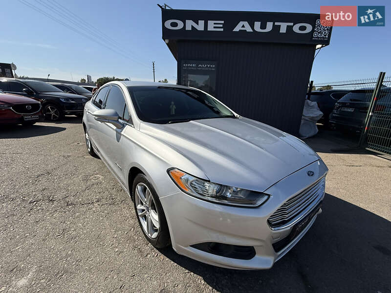 Седан Ford Fusion 2016 в Киеве