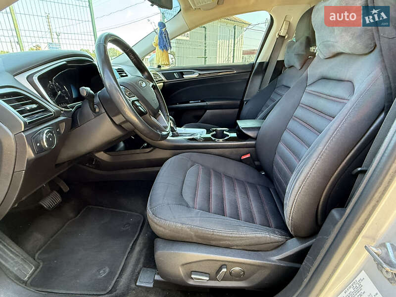 Седан Ford Fusion 2016 в Киеве