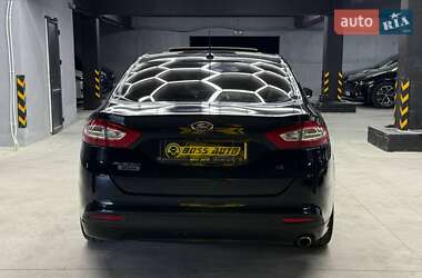 Седан Ford Fusion 2013 в 