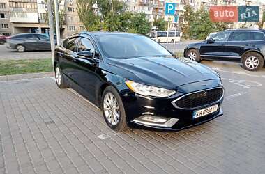 Седан Ford Fusion 2016 в 