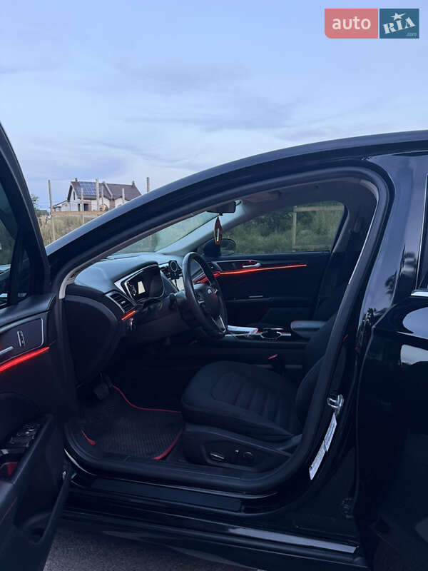 Седан Ford Fusion 2016 в Киеве фото 11 Седан Ford Fusion 2016 в Киеве