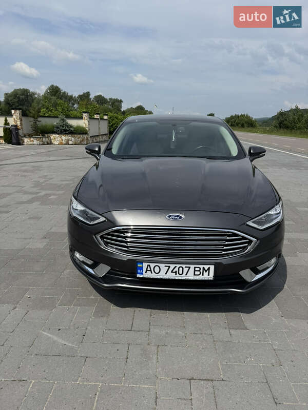 Седан Ford Fusion 2016 в Мукачевому