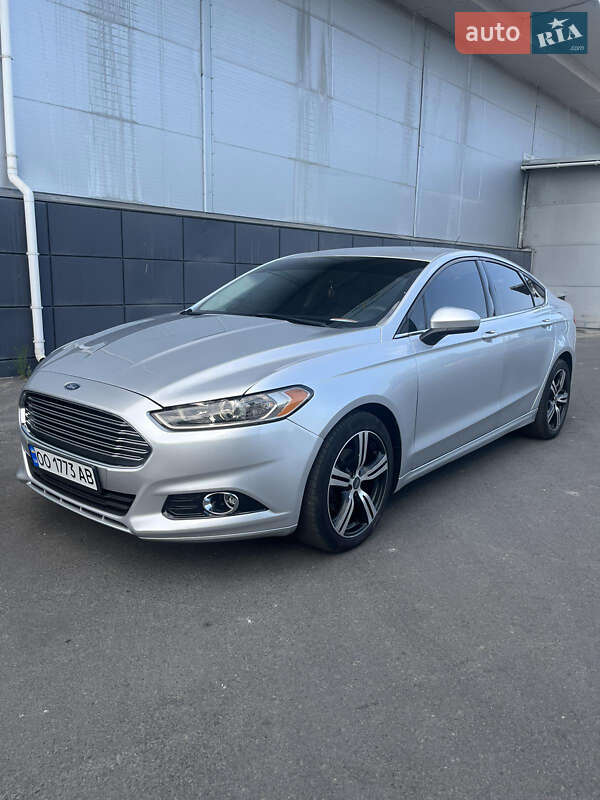Ford Fusion 2015