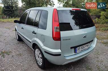 Хетчбек Ford Fusion 2003 в 