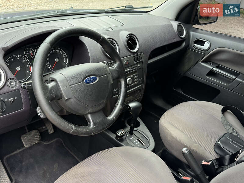 Хетчбек Ford Fusion 2006 в Кривому Розі