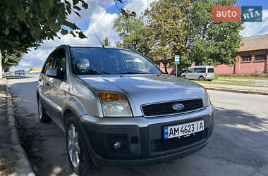 Хэтчбек Ford Fusion 2007 в Звягеле