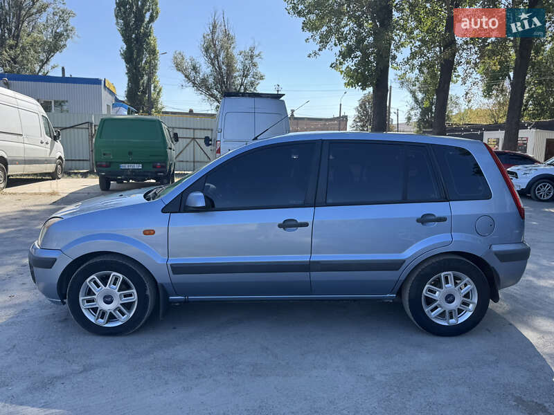 Хэтчбек Ford Fusion 2007 в Днепре