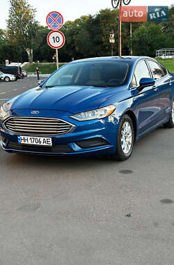 Седан Ford Fusion 2018 в 