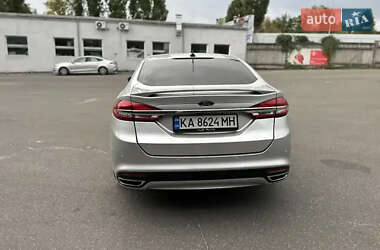 Седан Ford Fusion 2017 в 