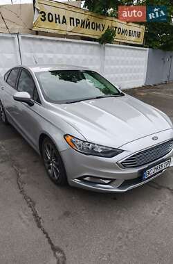 Седан Ford Fusion 2017 в 