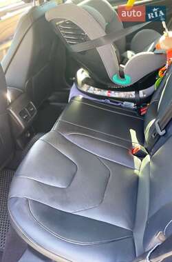 Седан Ford Fusion 2019 в 