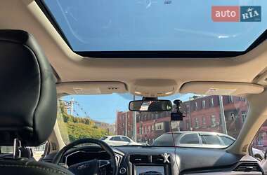 Седан Ford Fusion 2019 в 