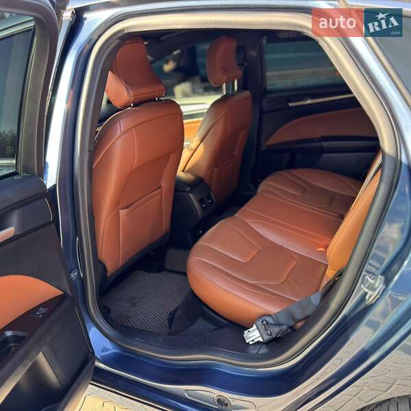Седан Ford Fusion 2018 в Луцке