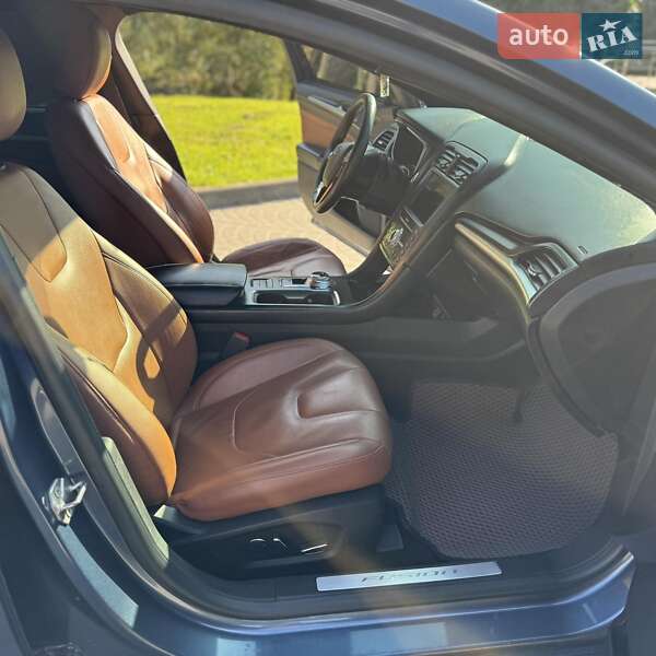 Седан Ford Fusion 2018 в Луцке