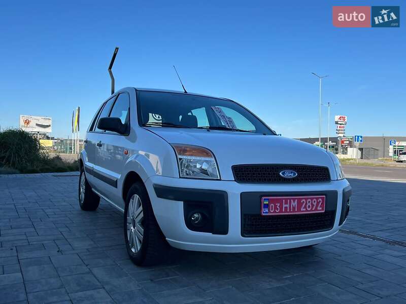 Хэтчбек Ford Fusion 2009 в Киеве фото 3 Хэтчбек Ford Fusion 2009 в Киеве