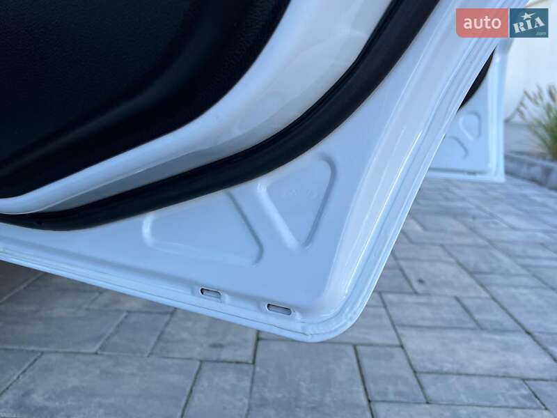 Хэтчбек Ford Fusion 2009 в Киеве фото 71 Хэтчбек Ford Fusion 2009 в Киеве