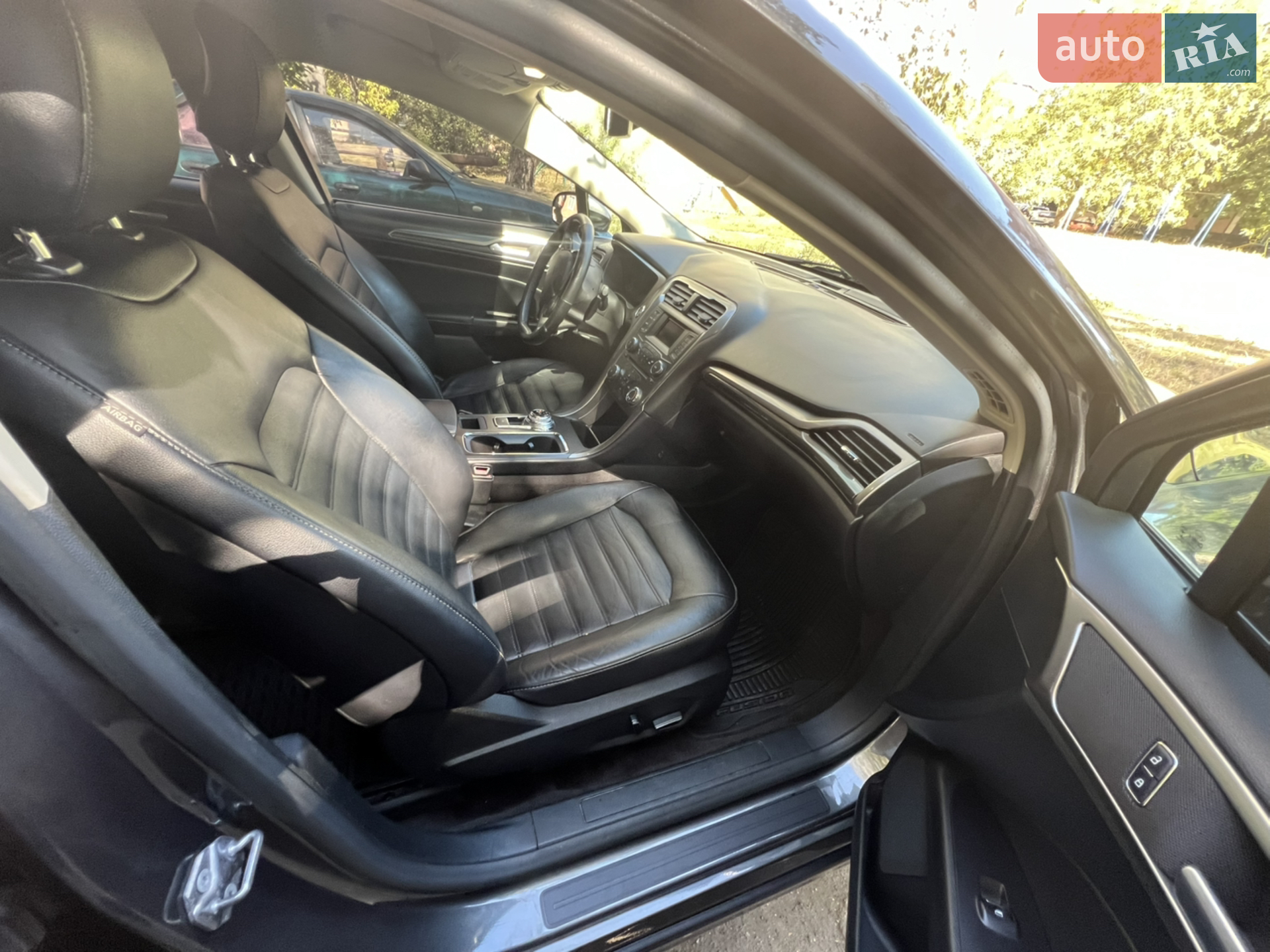2016 Ford Fusion - мініатюра 15