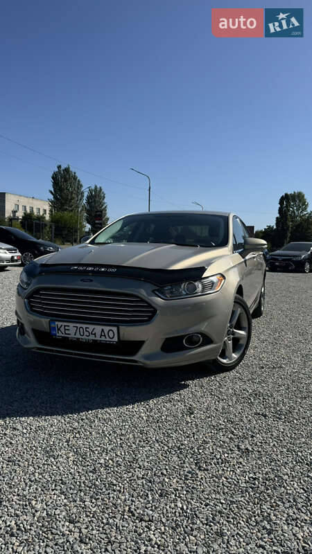 Ford Fusion 2015