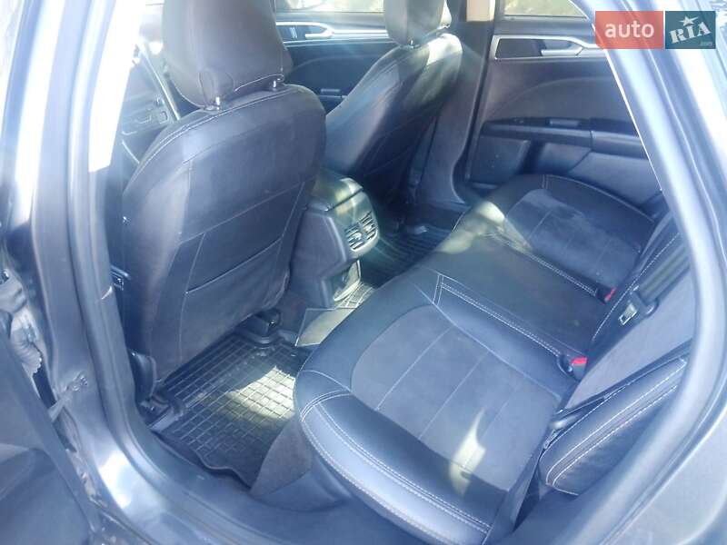 Седан Ford Fusion 2018 в Перещепине