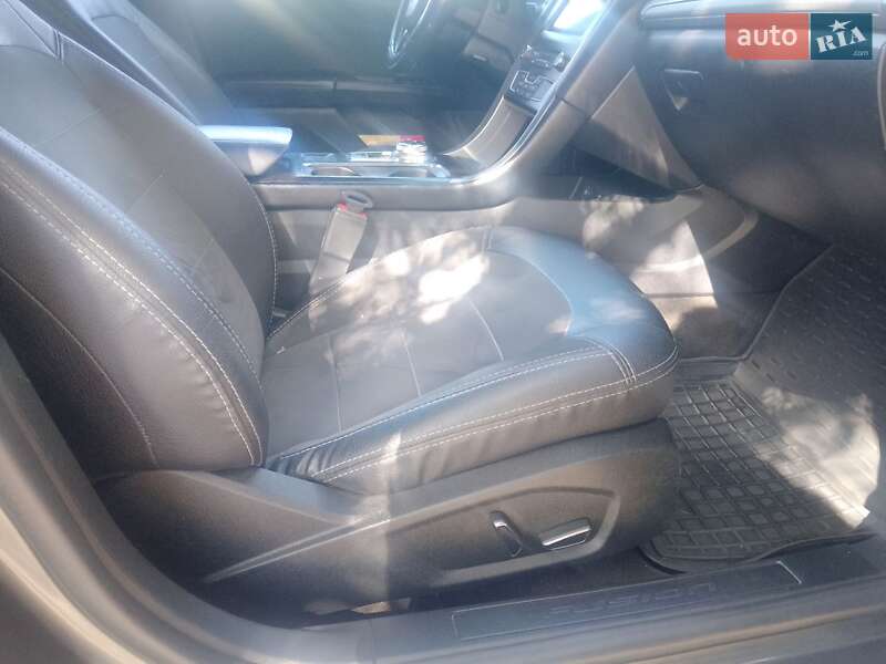 Седан Ford Fusion 2018 в Перещепине