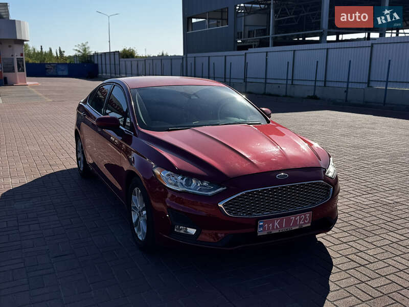 Седан Ford Fusion 2020 в Полтаві