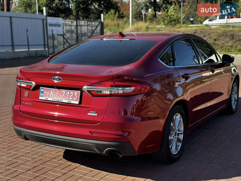 Седан Ford Fusion 2020 в Полтаві