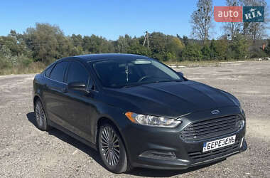 Седан Ford Fusion 2014 в Львове