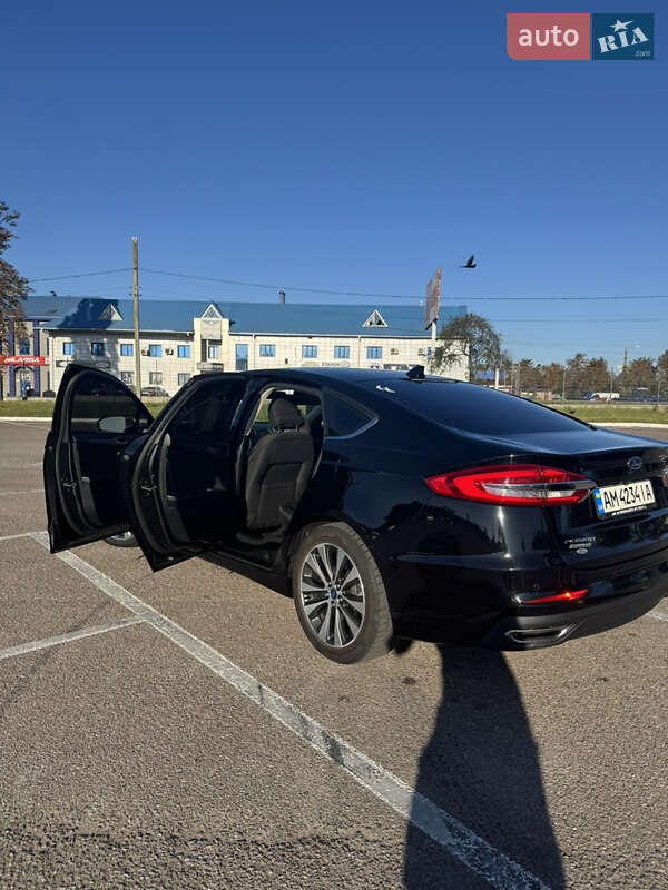 Седан Ford Fusion 2019 в Житомире