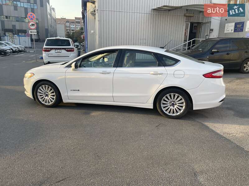 Седан Ford Fusion 2014 в Харькове