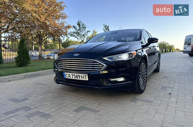 Седан Ford Fusion 2018 в 