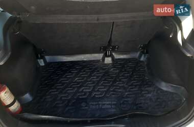 Хетчбек Ford Fusion 2010 в 