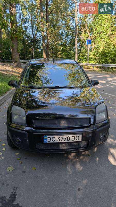 Хэтчбек Ford Fusion 2008 в Тернополе