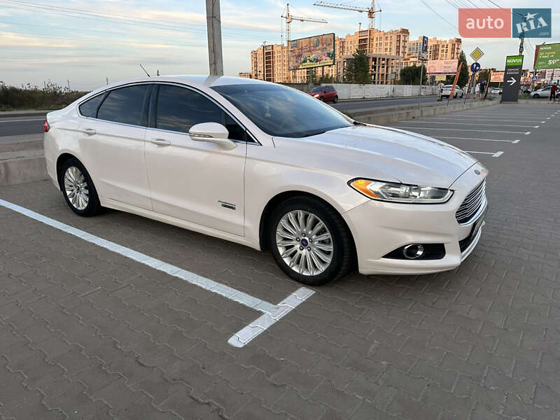 Седан Ford Fusion 2016 в Киеве