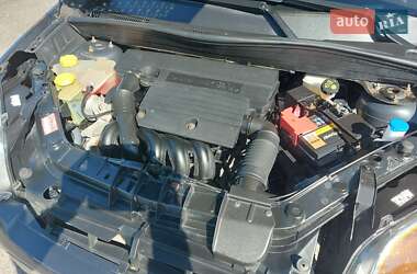 Хетчбек Ford Fusion 2009 в 