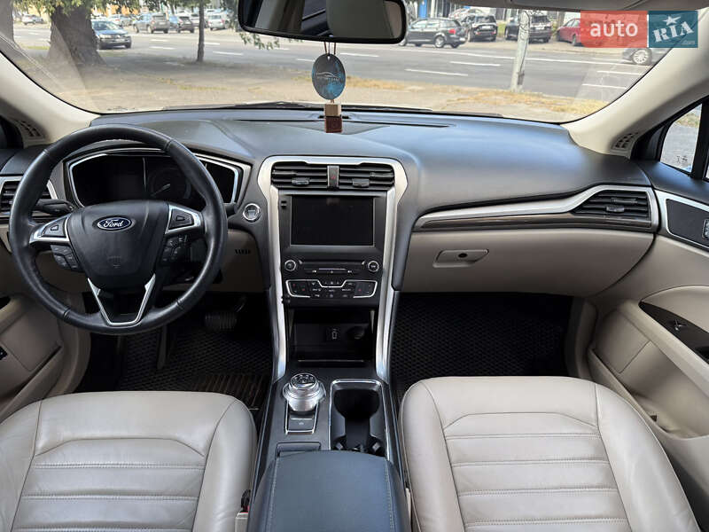 Седан Ford Fusion 2017 в Киеве фото 9 Седан Ford Fusion 2017 в Киеве