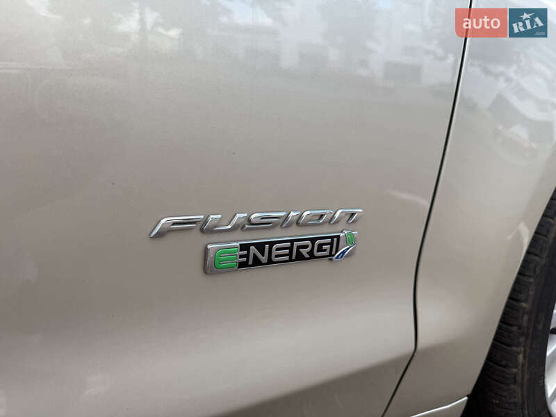 Седан Ford Fusion 2017 в Киеве фото 15 Седан Ford Fusion 2017 в Киеве