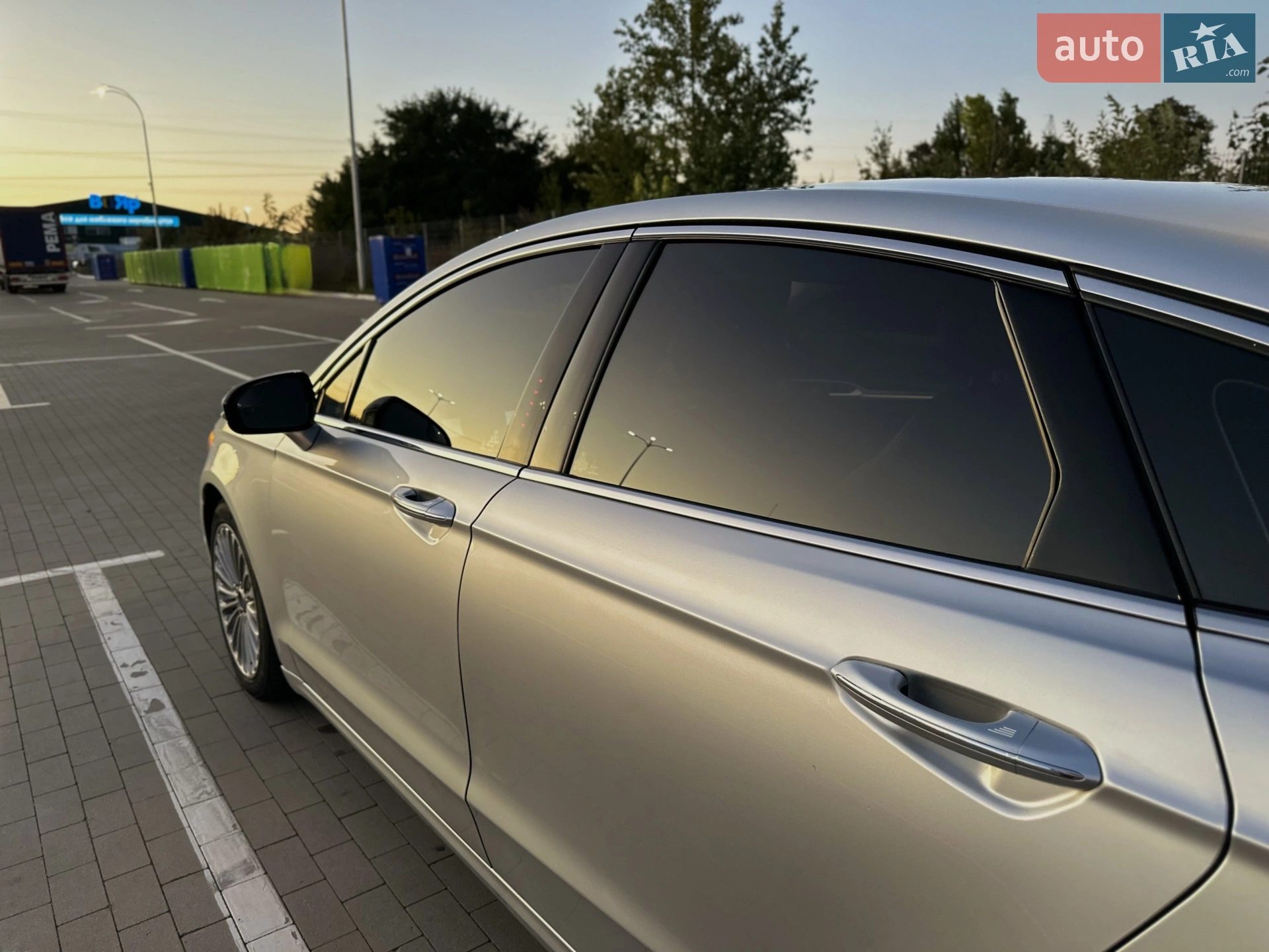 2016 Ford Fusion - мініатюра 11
