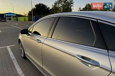 Седан Ford Fusion 2016 в 