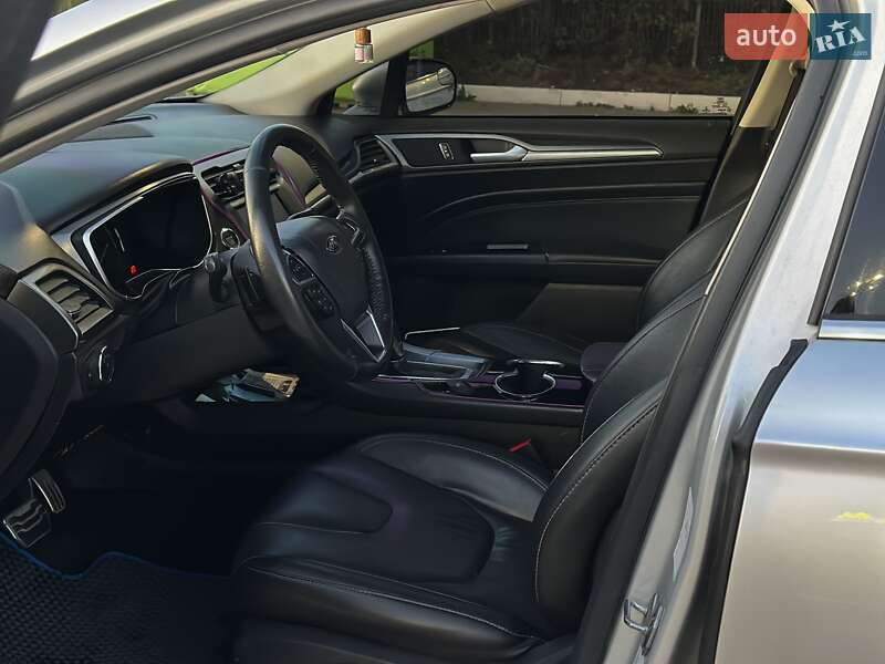 Седан Ford Fusion 2016 в Киеве