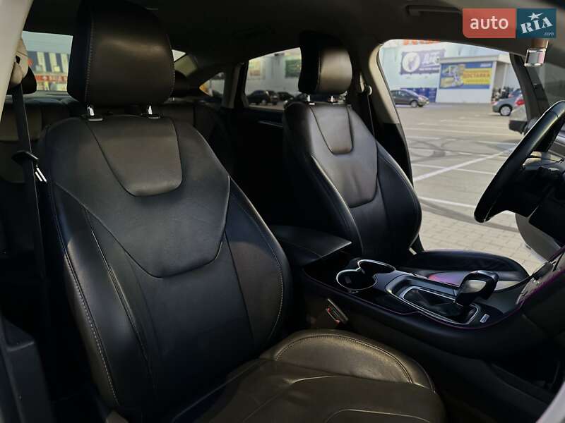 Седан Ford Fusion 2016 в Киеве