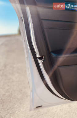 Седан Ford Fusion 2014 в 